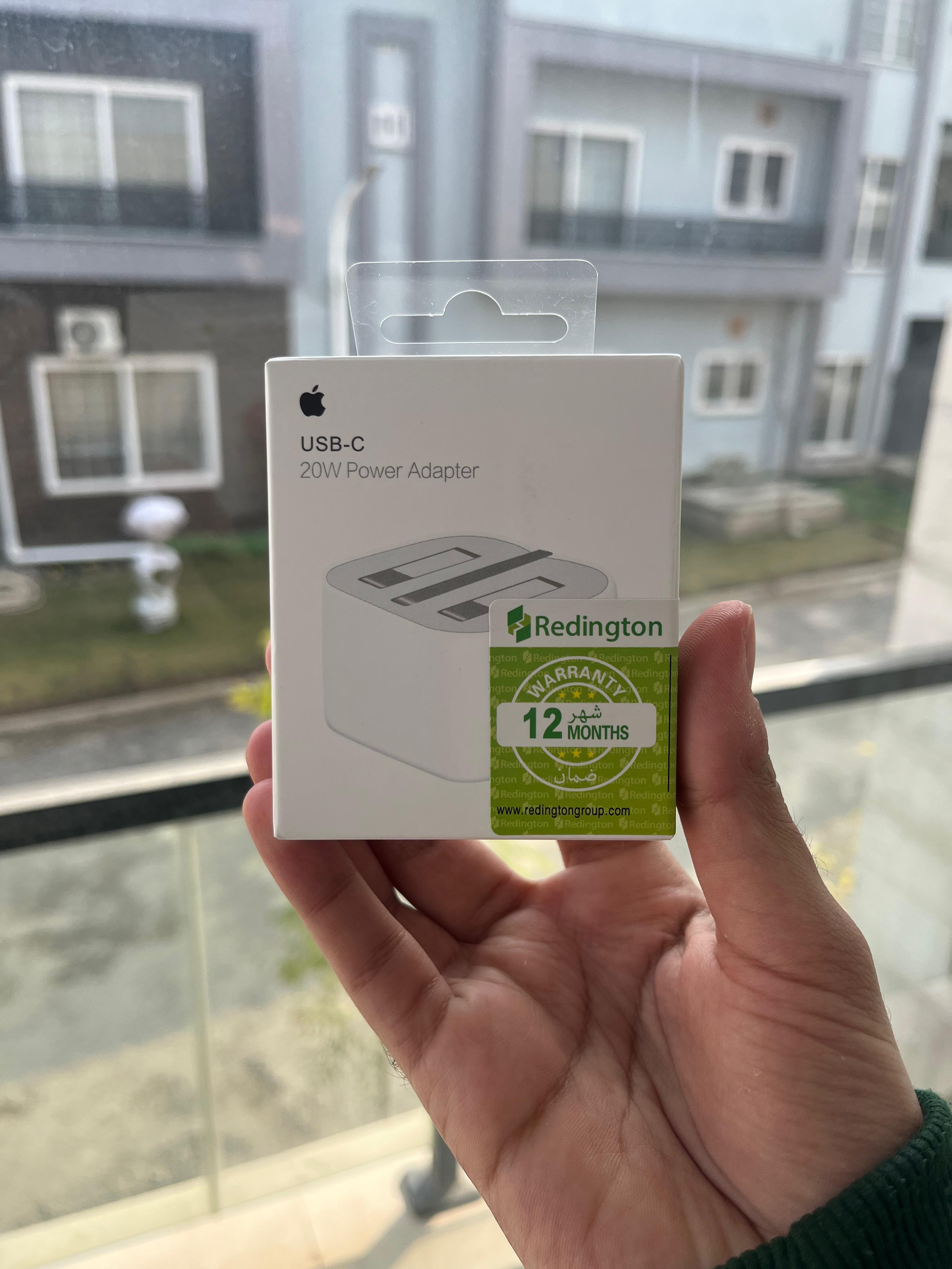 Apple 20W USB-C Fast Charger Pakistan – Original iPhone Charger