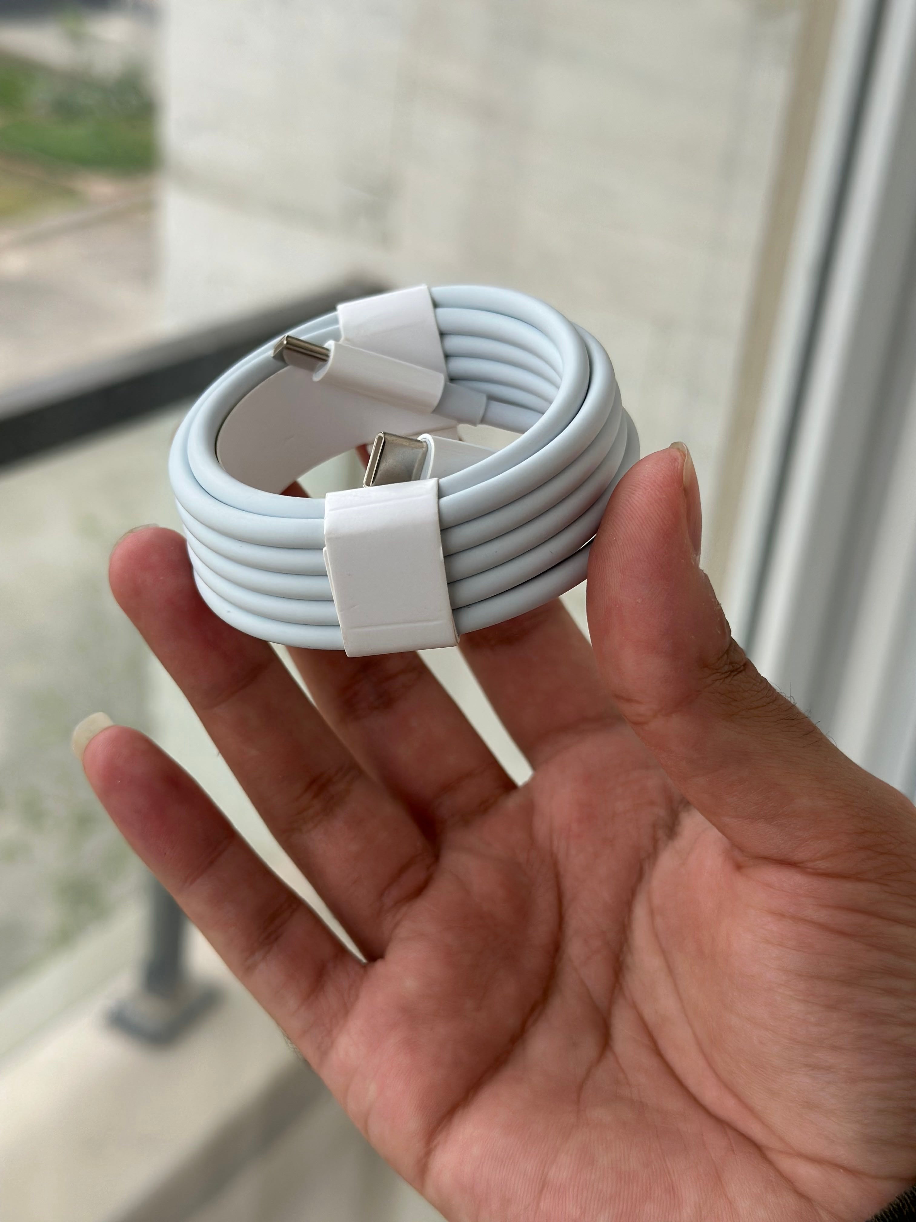 Apple USB-C to C Cable Pakistan (2m) 240W – MacBook, iPhone 16/17 Pro Max & iPad