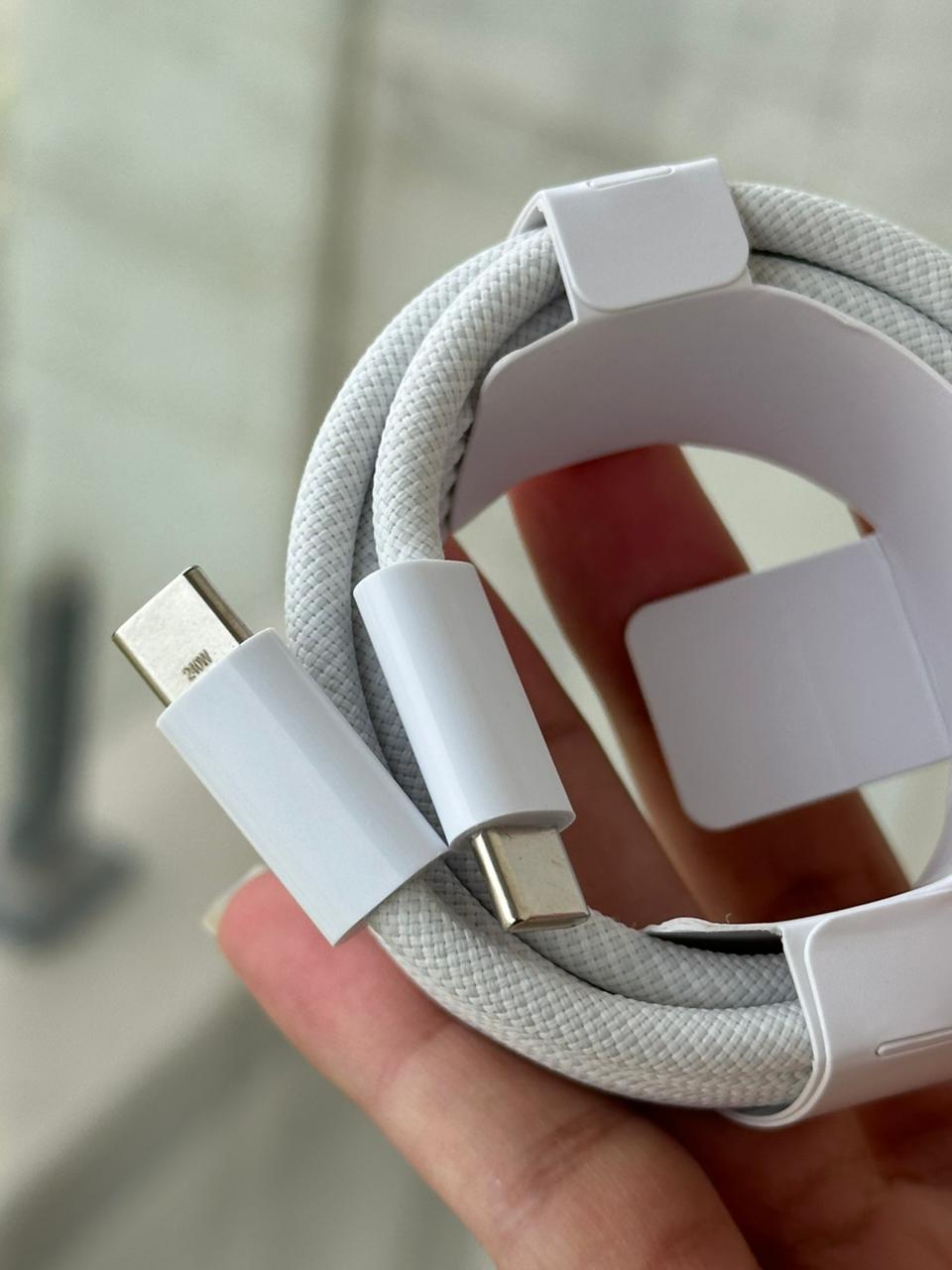 Apple USB-C to C Cable Pakistan (2m) 240W – MacBook, iPhone 16/17 Pro Max & iPad